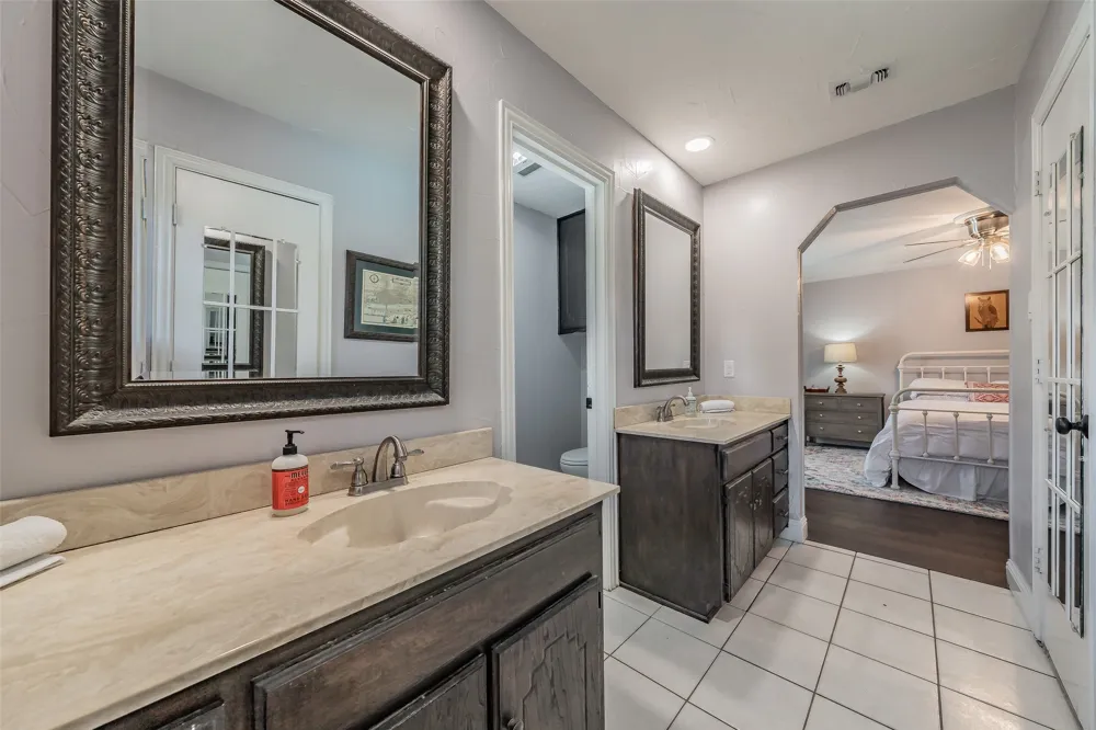 5500 Meadow Oak Street North Richland Hills, TX 76180