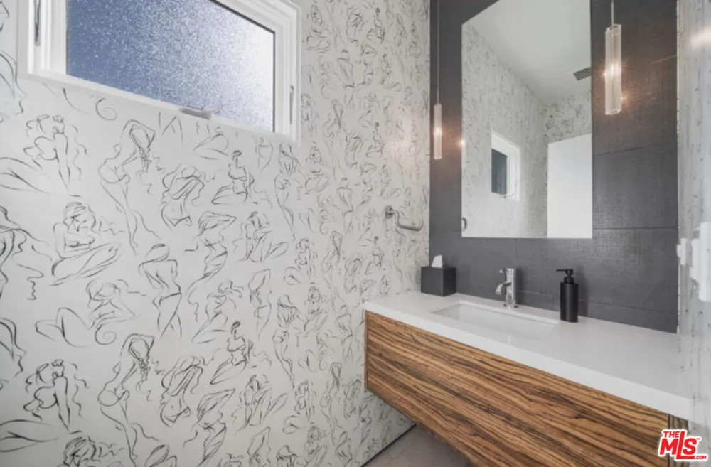 3004 Sequit Dr Malibu, CA 90265