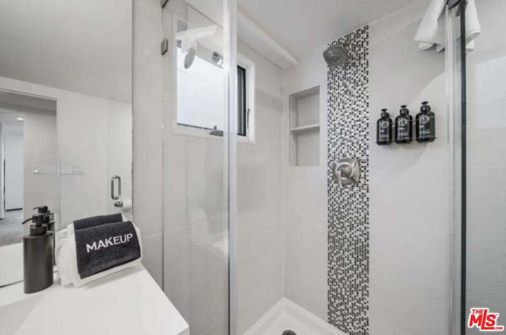 3004 Sequit Dr Malibu, CA 90265