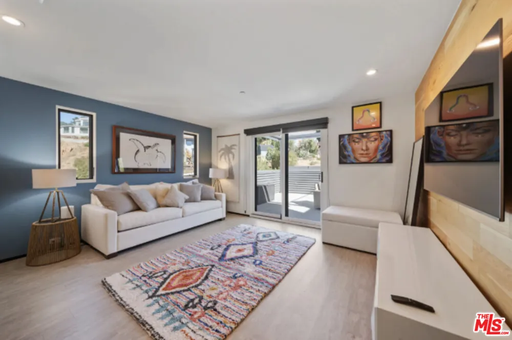 3004 Sequit Dr Malibu, CA 90265