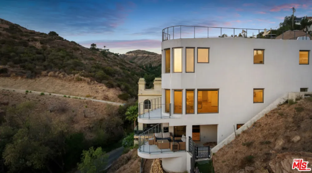3004 Sequit Dr Malibu, CA 90265