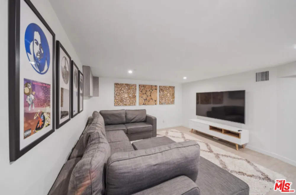 3004 Sequit Dr Malibu, CA 90265