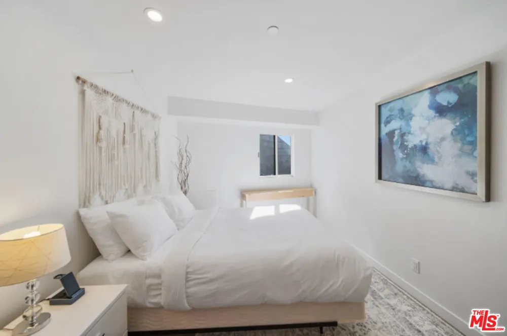 3004 Sequit Dr Malibu, CA 90265