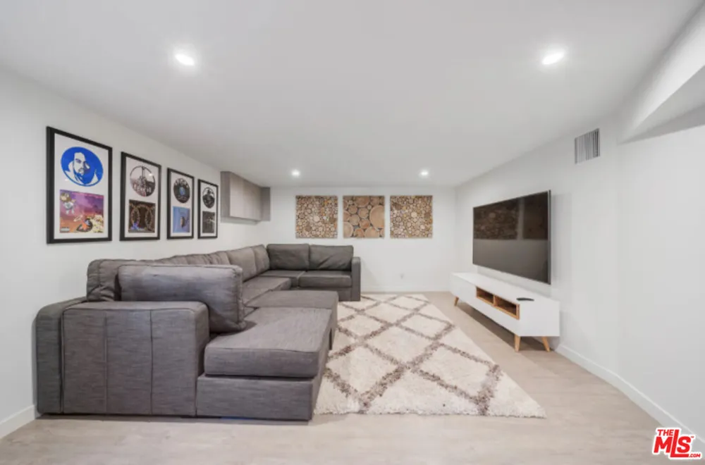 3004 Sequit Dr Malibu, CA 90265