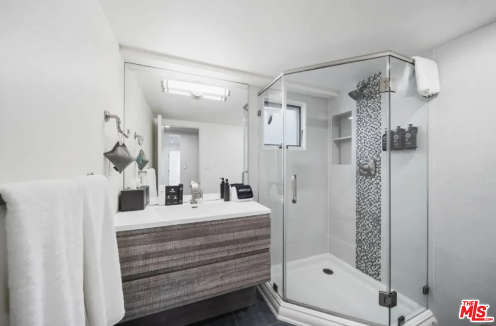 3004 Sequit Dr Malibu, CA 90265