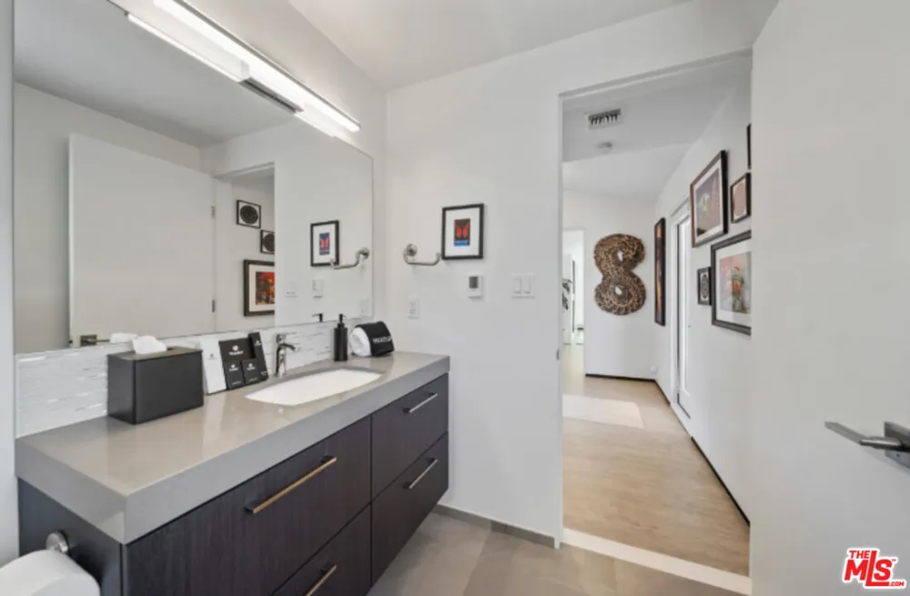3004 Sequit Dr Malibu, CA 90265