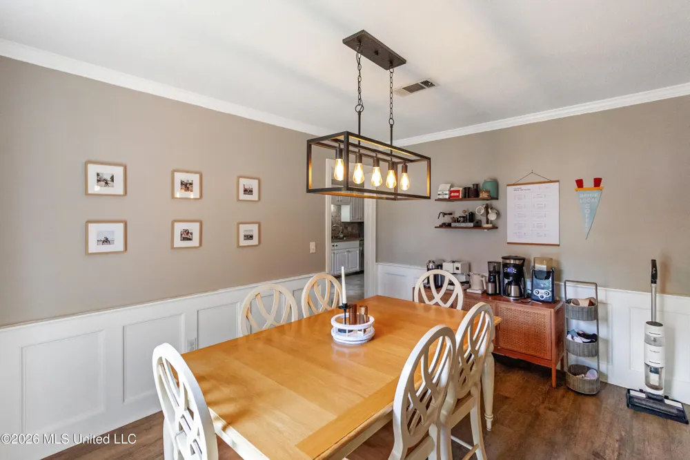 103 Lakeside Drive Brandon, MS 39047