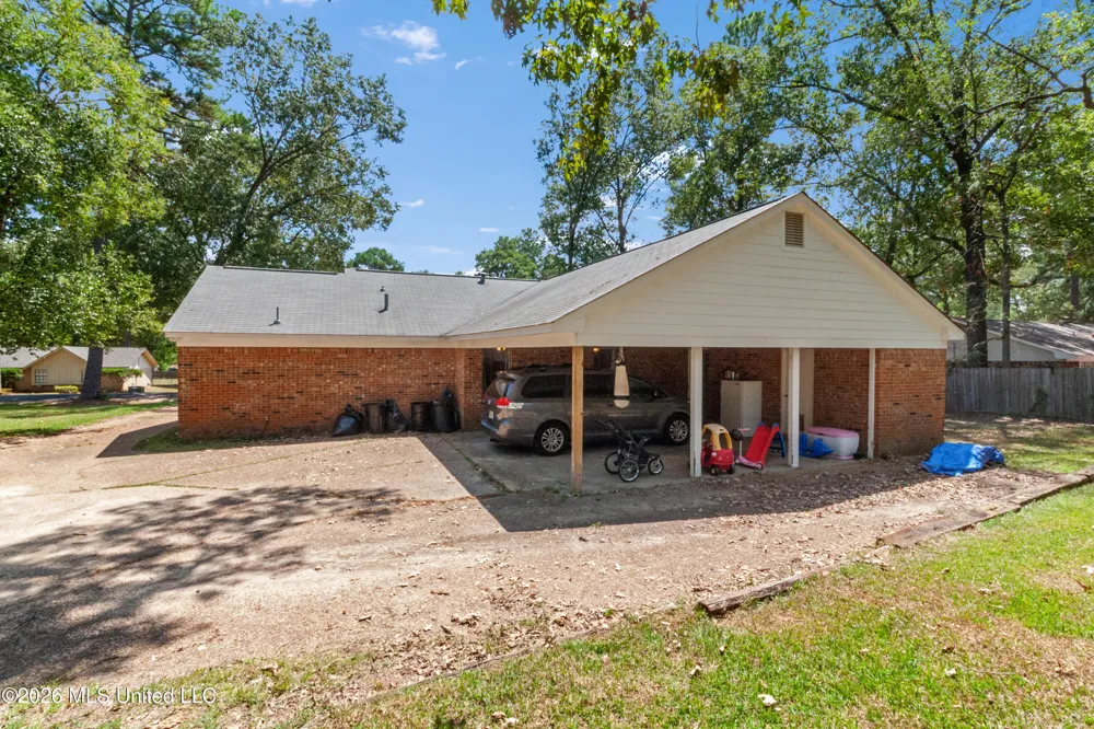 103 Lakeside Drive Brandon, MS 39047