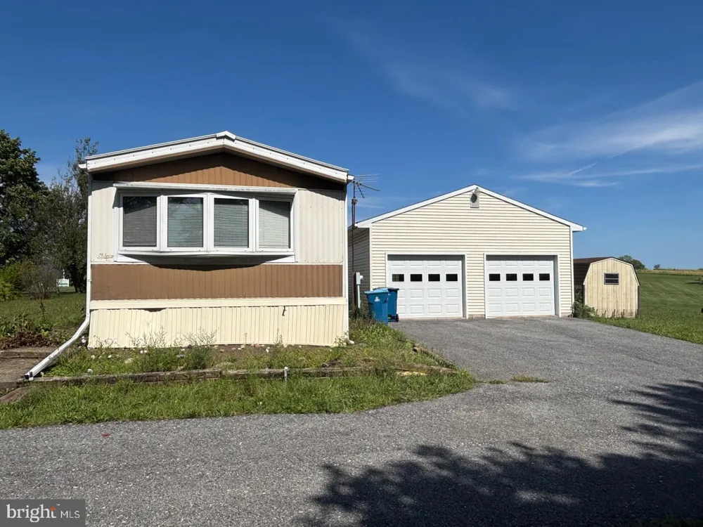 340 CORNMAN ROAD Carlisle, PA 17013