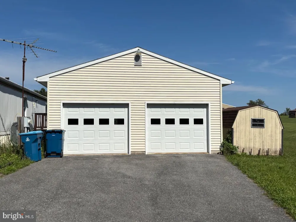 340 CORNMAN ROAD Carlisle, PA 17013