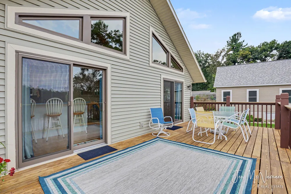 5919 S Croton Hardy Drive Newaygo, MI 49337