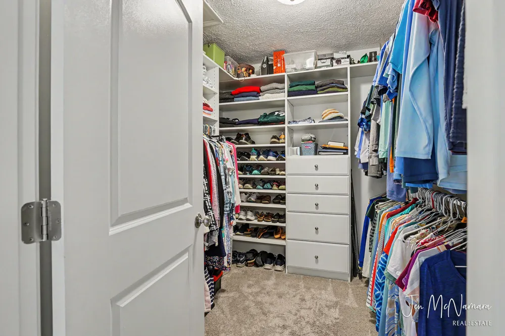 5919 S Croton Hardy Drive Newaygo, MI 49337