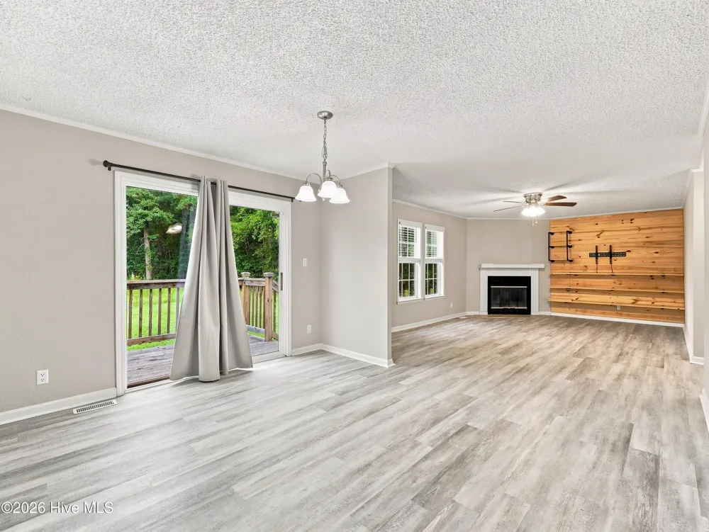 213 Pinto Place Jacksonville, NC 28546