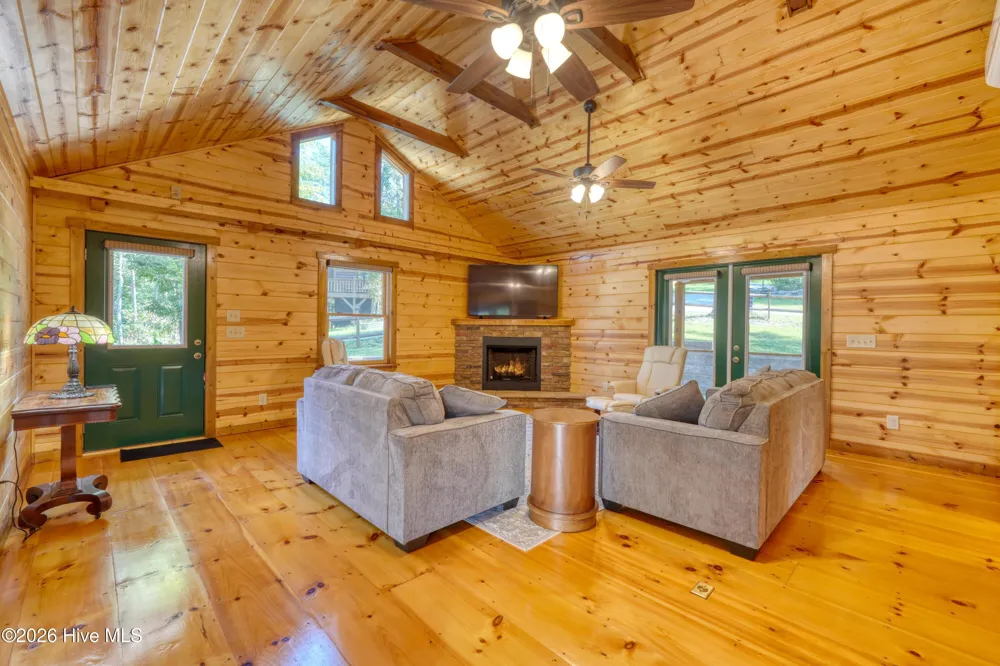 305 Whispering Hills Road Murphy, NC 28906