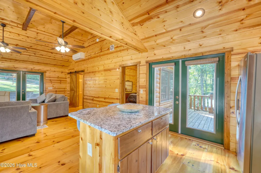 305 Whispering Hills Road Murphy, NC 28906
