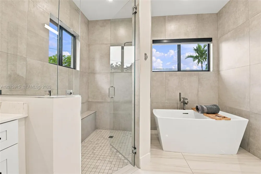 9450 SW 35th St Miami, FL 33165