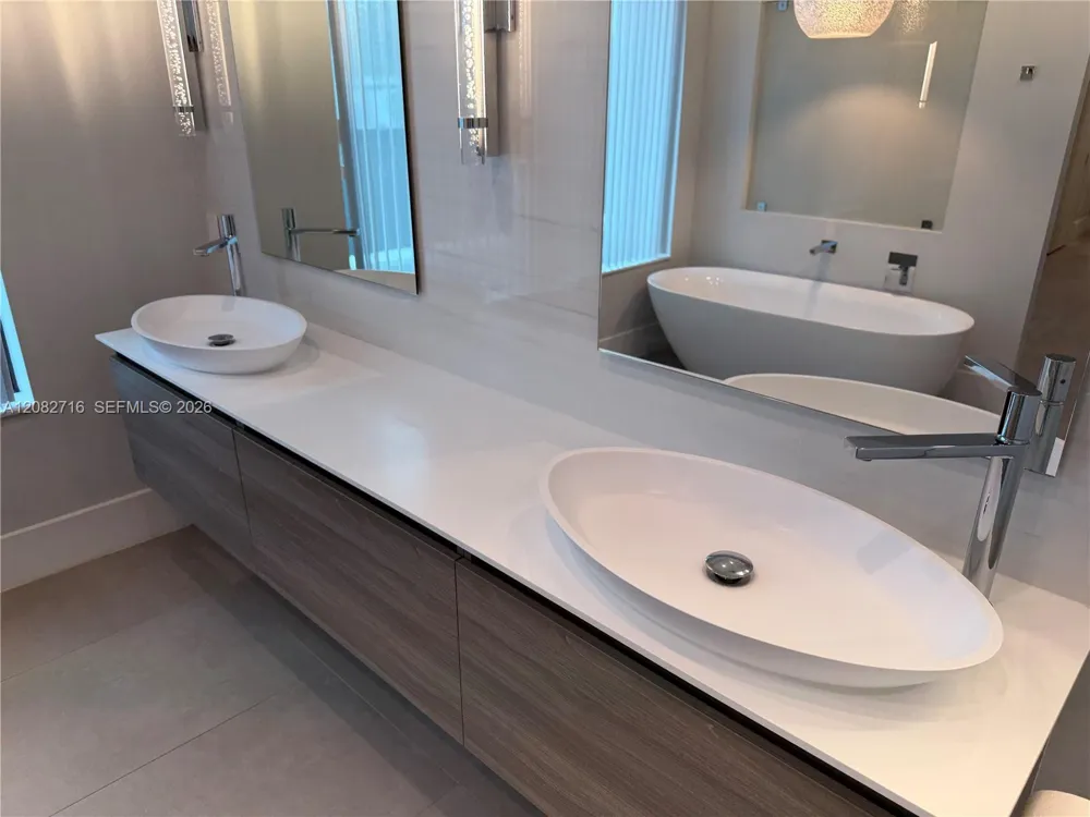 106 NE 16th Ter #106 Fort Lauderdale, FL 33301