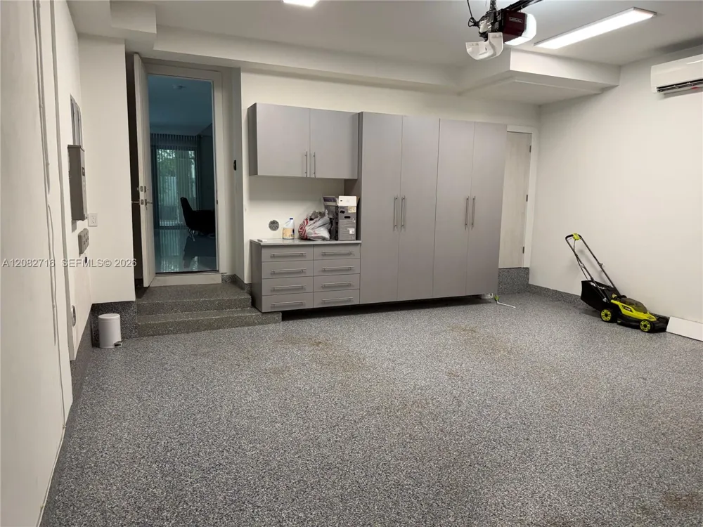 106 NE 16th Ter #106 Fort Lauderdale, FL 33301