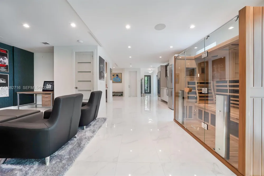 106 NE 16th Ter #106 Fort Lauderdale, FL 33301