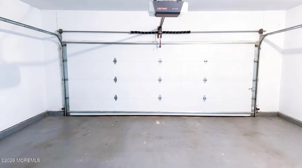 2 Daniell Court Manchester, NJ 08759