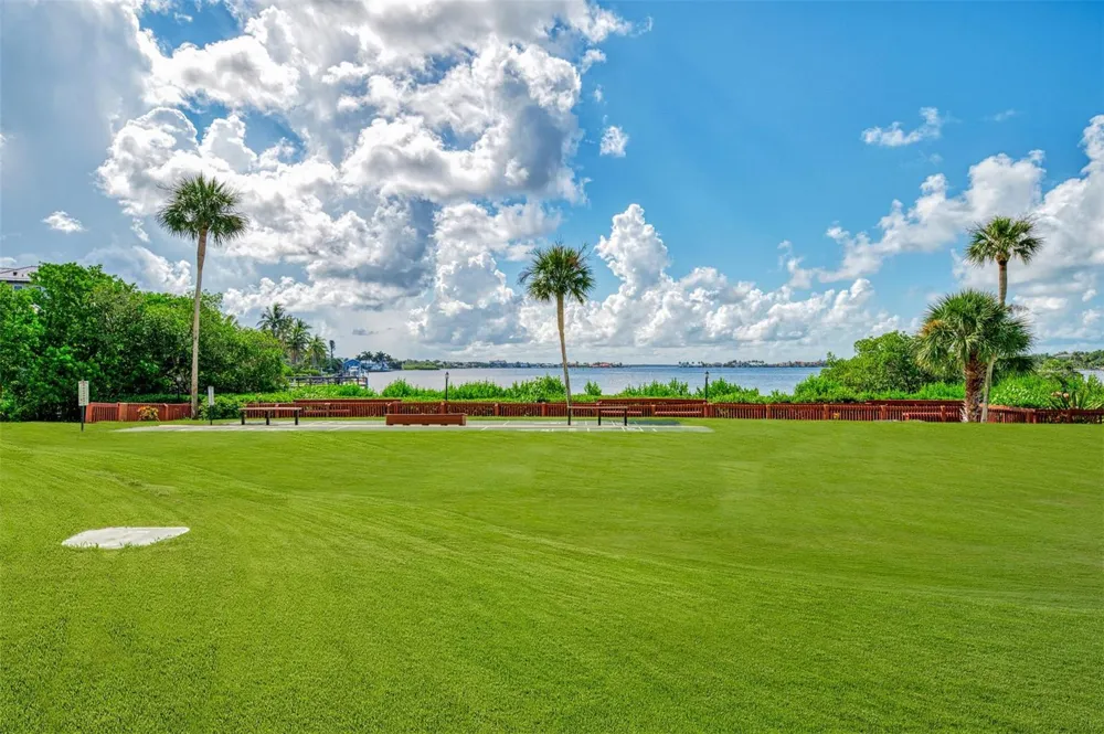 1608 STICKNEY POINT ROAD #8-107 Sarasota, FL 34231