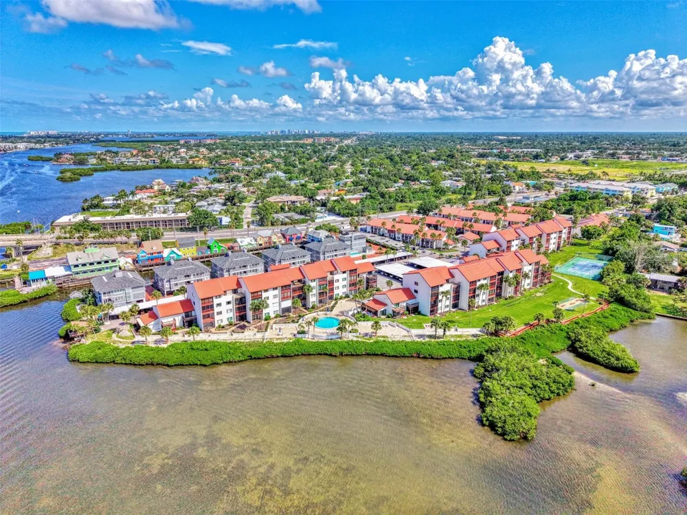 1608 STICKNEY POINT ROAD #8-107 Sarasota, FL 34231