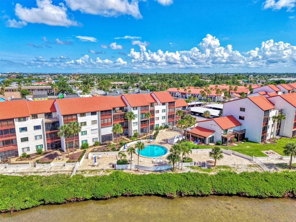 1608 STICKNEY POINT ROAD #8-107 Sarasota, FL 34231