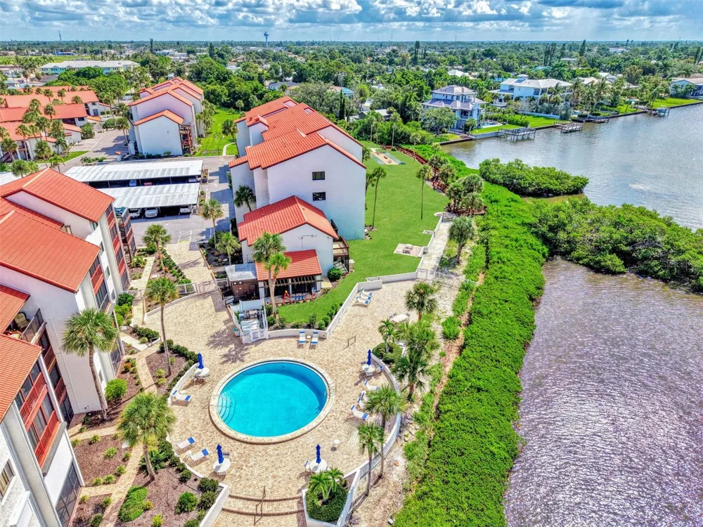 1608 STICKNEY POINT ROAD #8-107 Sarasota, FL 34231