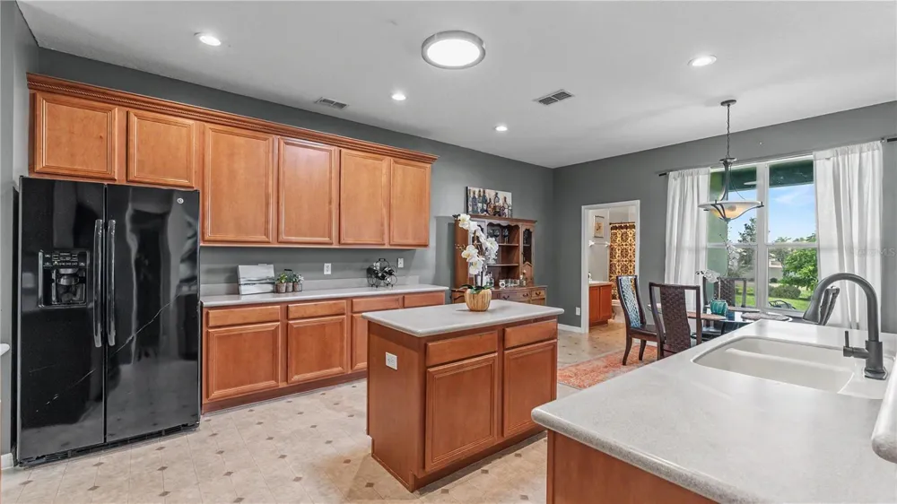 279 BROOKSHIRE DRIVE Lake Wales, FL 33898