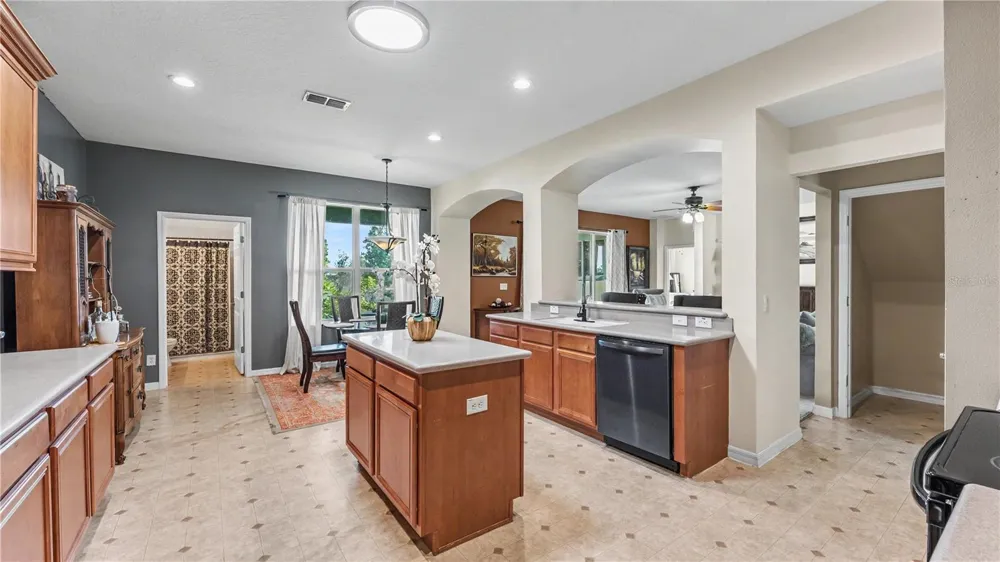 279 BROOKSHIRE DRIVE Lake Wales, FL 33898