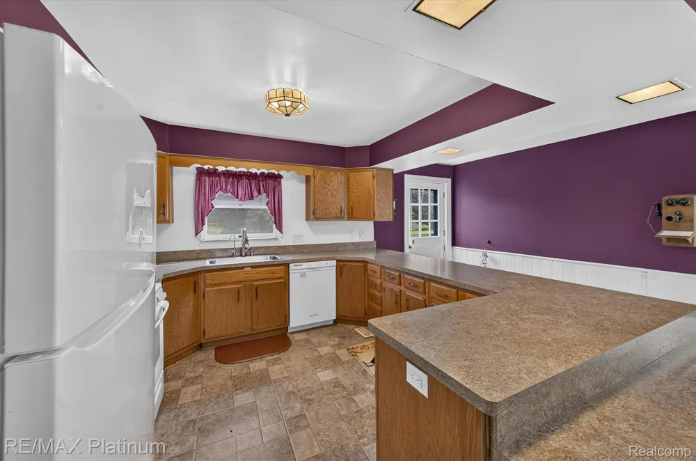 8045 Chilson Road Hamburg Township, MI 48169