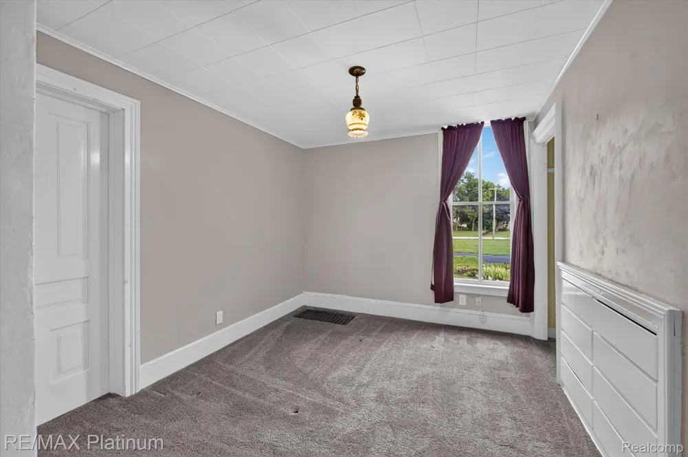8045 Chilson Road Hamburg Township, MI 48169