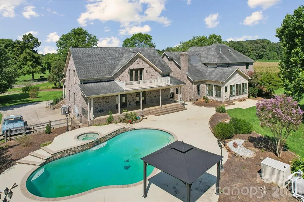 5606 Lander Benton Road Monroe, NC 28110