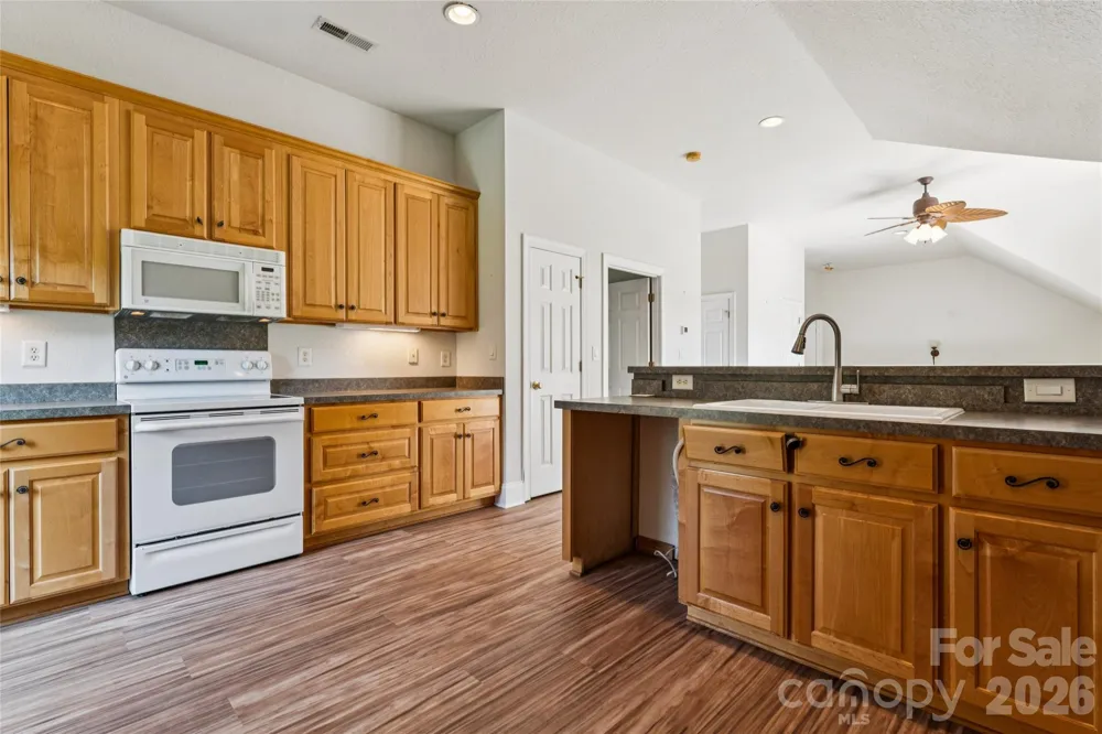 5606 Lander Benton Road Monroe, NC 28110