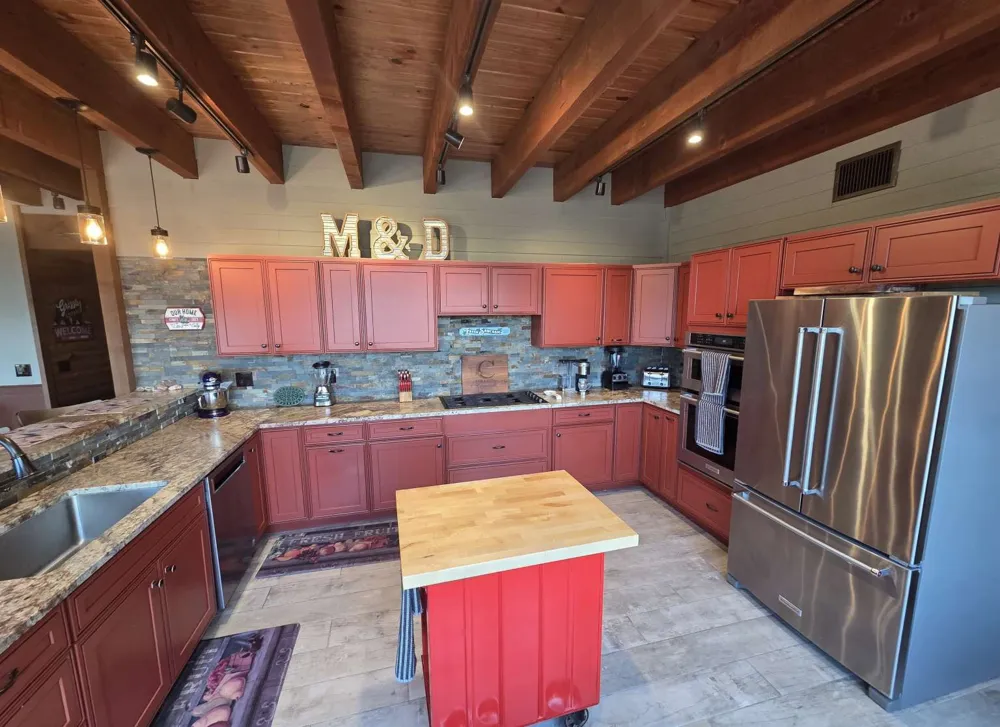 1039 Coventry Road Spicewood, TX 78669