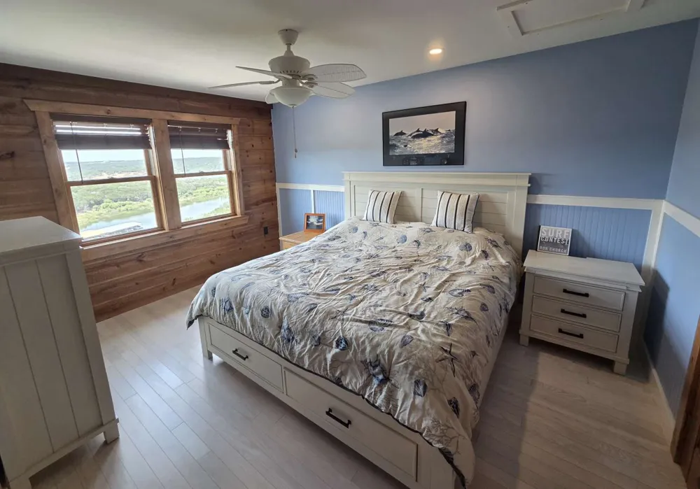 1039 Coventry Road Spicewood, TX 78669