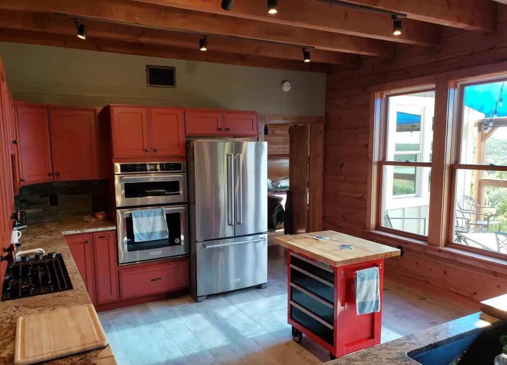 1039 Coventry Road Spicewood, TX 78669