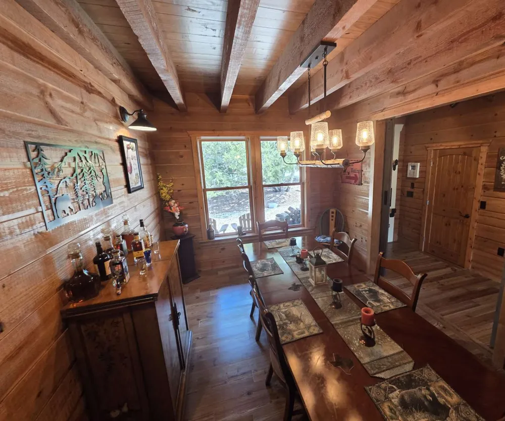 1039 Coventry Road Spicewood, TX 78669