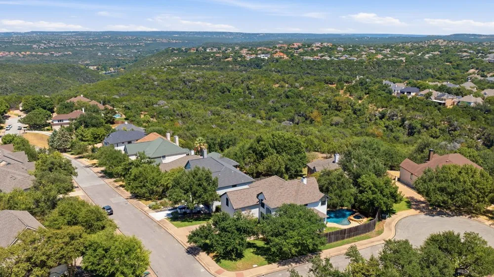 3009 Brittany Point Lane Austin, TX 78738