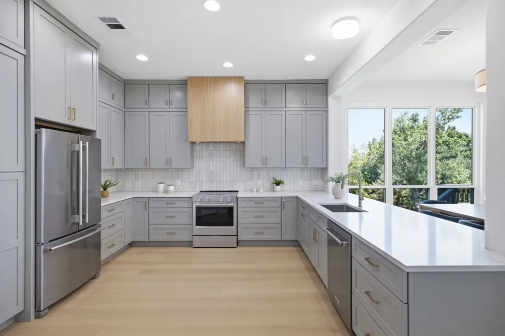 3009 Brittany Point Lane Austin, TX 78738