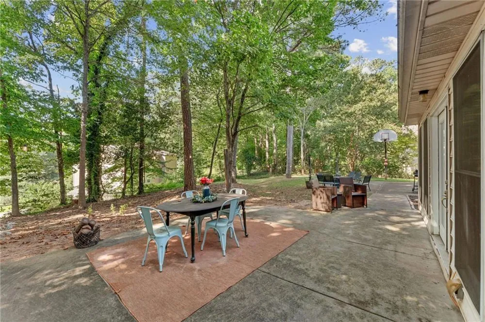 4961 Thornwood Trace NW Acworth, GA 30102