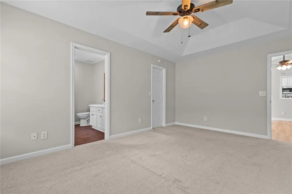 1587 Brush Creek Dr Winder, GA 30680