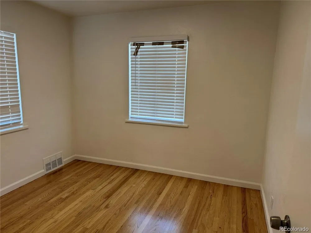 1671 Oswego Street Aurora, CO 80010