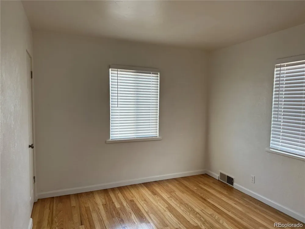 1671 Oswego Street Aurora, CO 80010