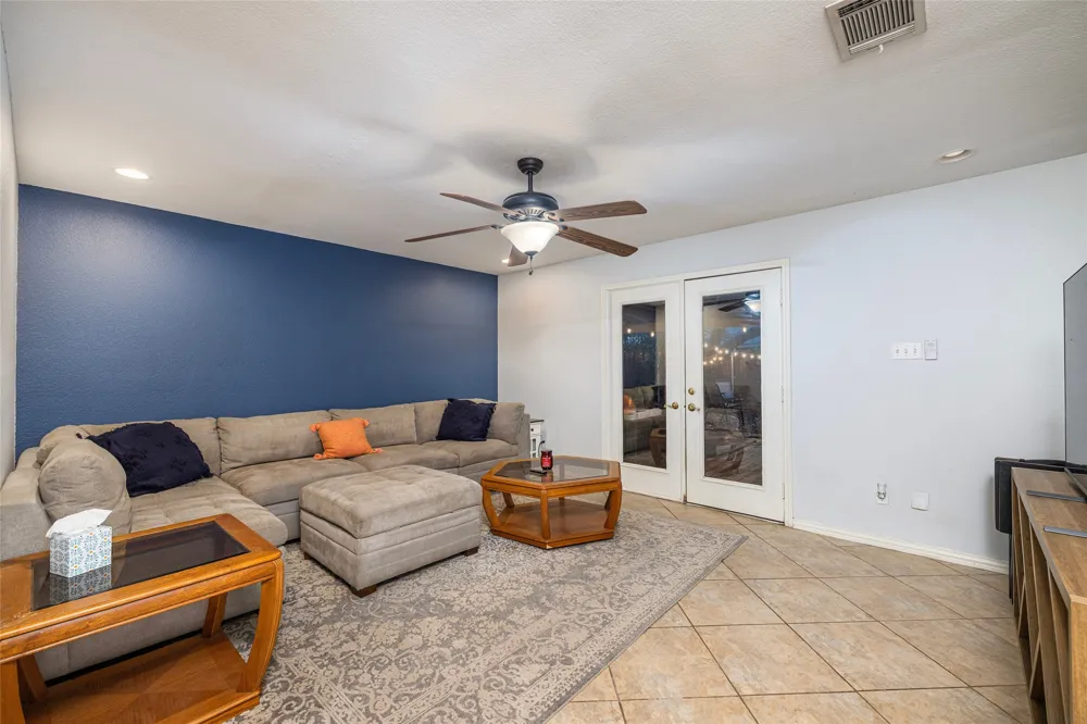 2509 Olympia Drive Arlington, TX 76013
