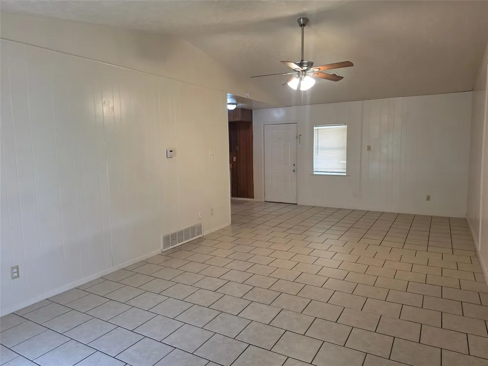 2605 Arlington Lane Lancaster, TX 75134