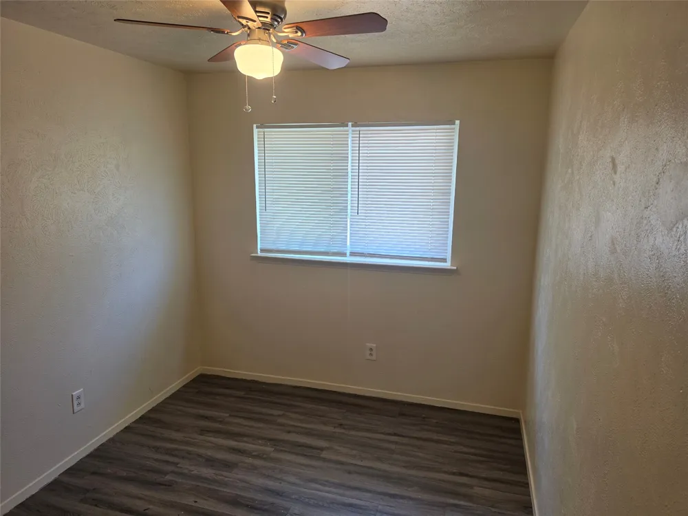 2605 Arlington Lane Lancaster, TX 75134