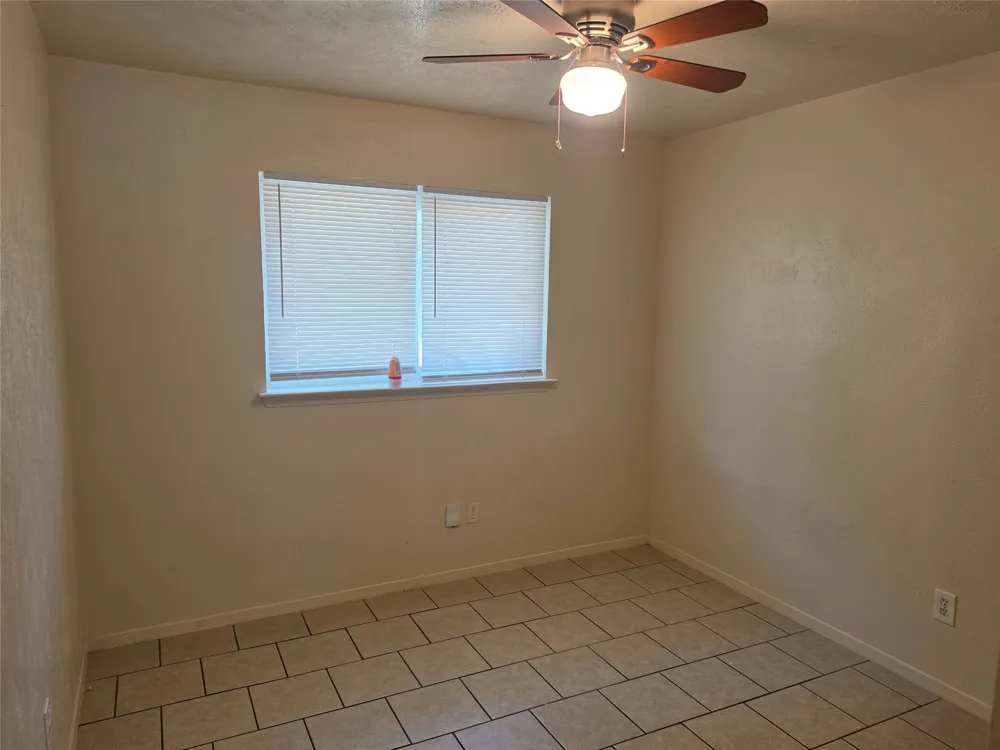 2605 Arlington Lane Lancaster, TX 75134
