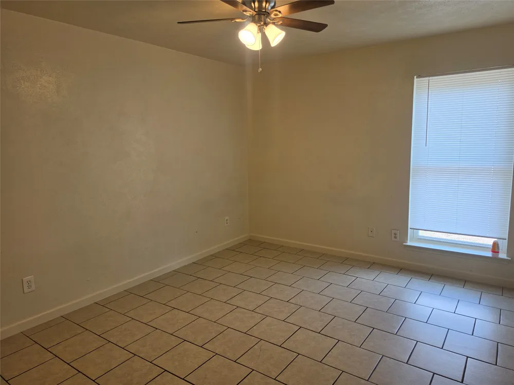 2605 Arlington Lane Lancaster, TX 75134