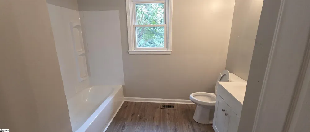 826 Floyd Road Extension Spartanburg, SC 29307